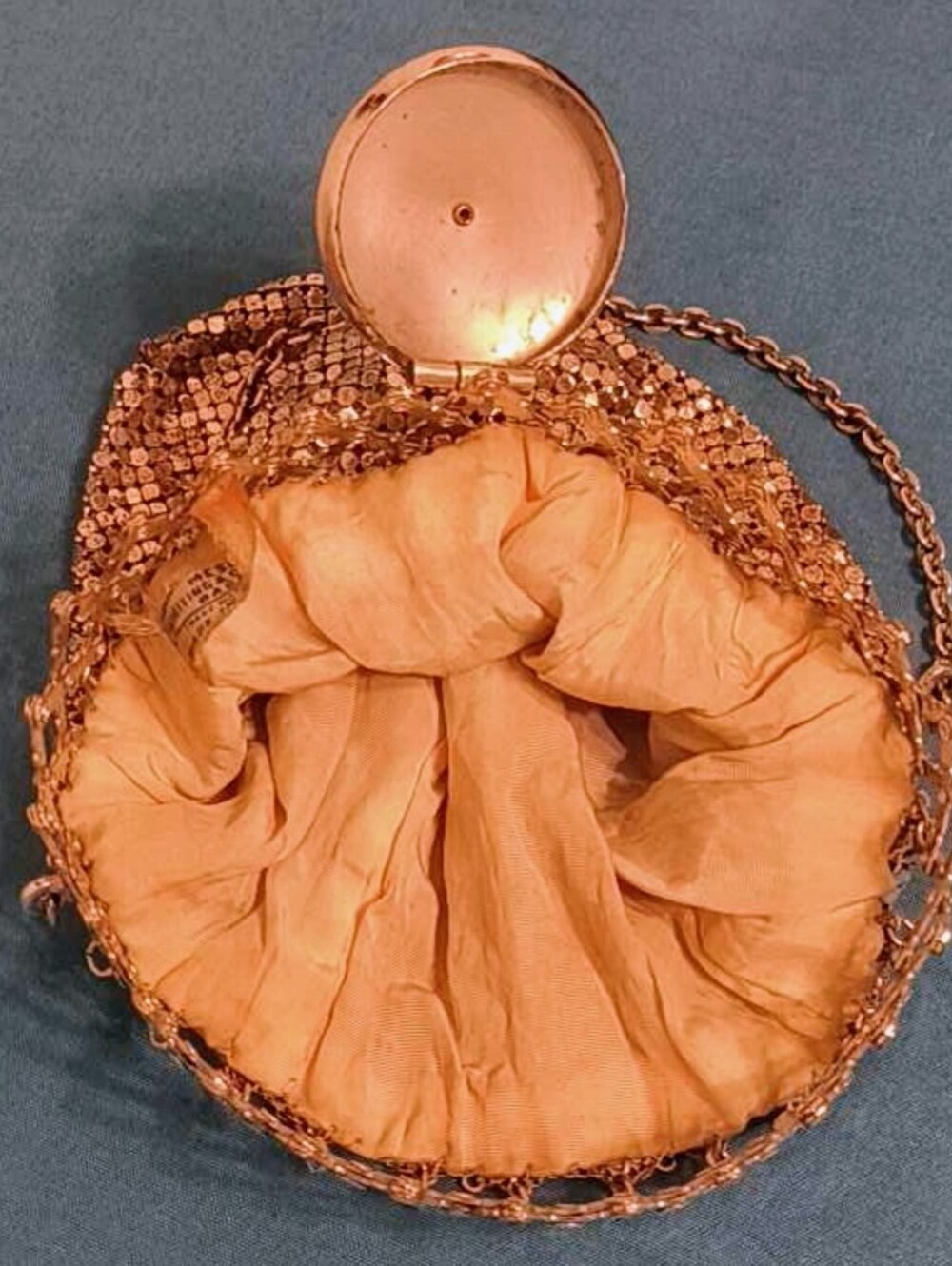 ​VTG 1920s Whiting & Davis Mesh Gate-Top Beggar’s Bag Purse Rhinestone Lid - Picture 4 of 11